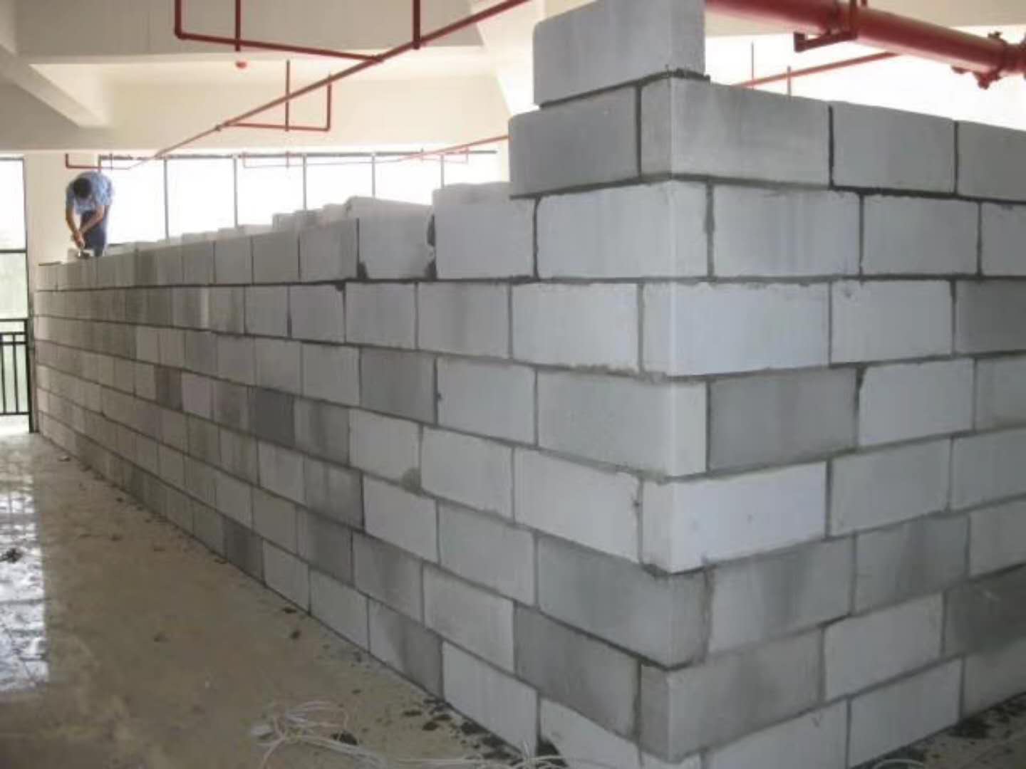 鼎城蒸压加气混凝土砌块承重墙静力和抗震性能的研究